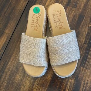 Blowfish Women's Tan Slide Sandals